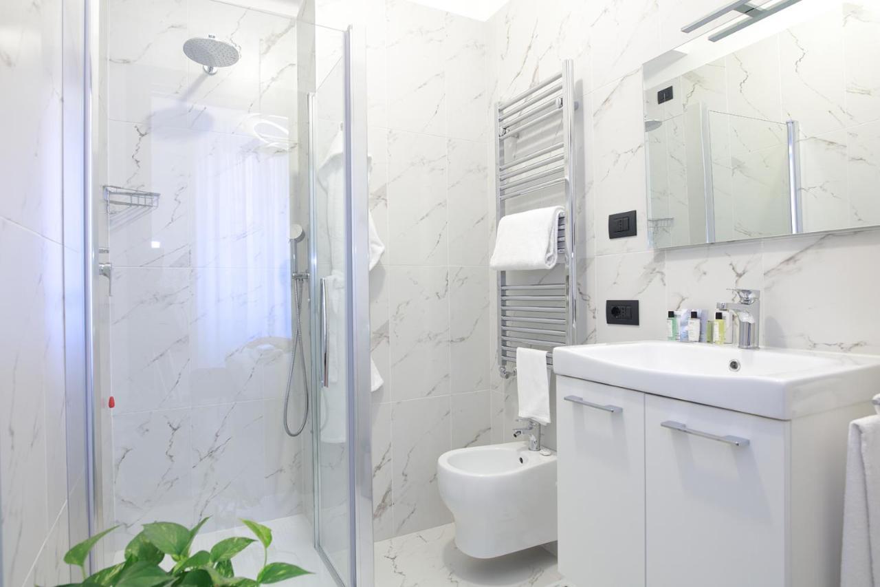 Doppel- oder Zweibettzimmer