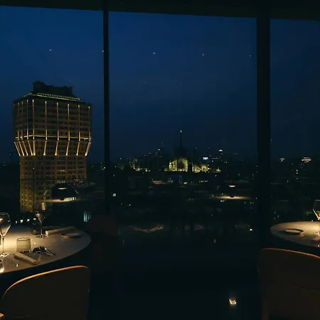Uptown Palace-2